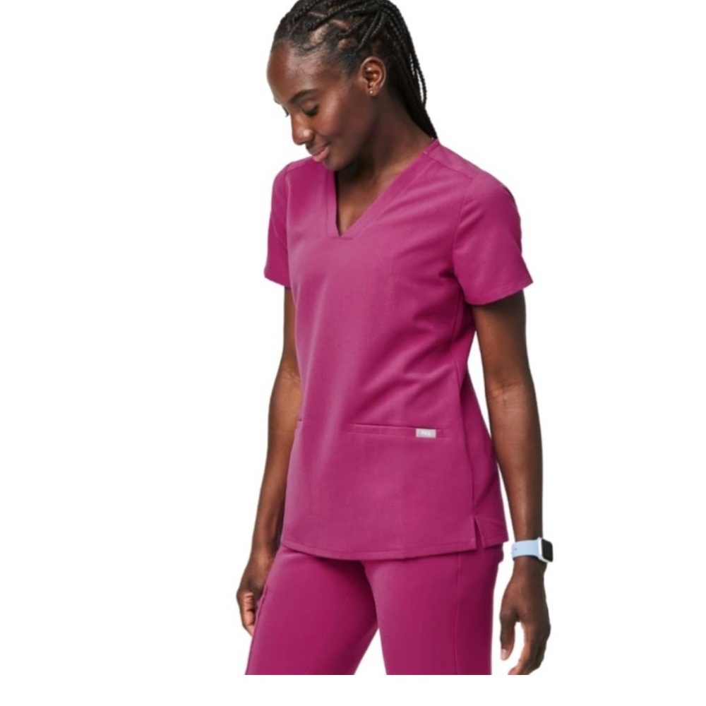 Figs Pink Fitted Short Sleeve Tee bright fuschia